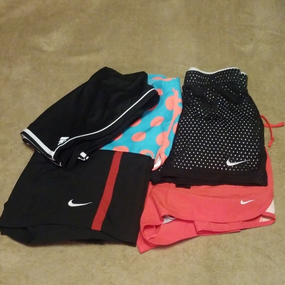 Mystery boxes - Picture 3 of 4